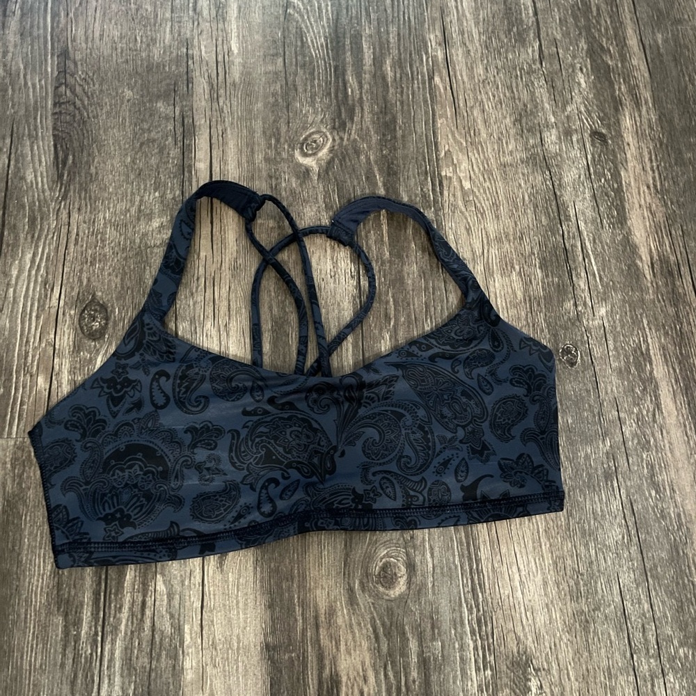 Lululemon Free to Be Bra Paisley